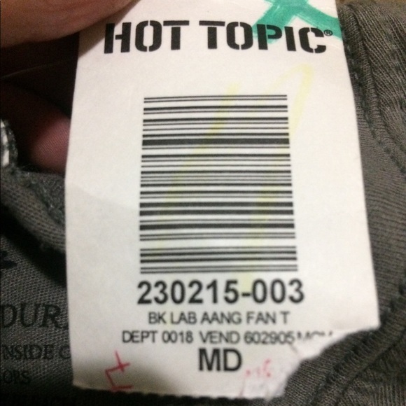 The Last Airbender tee shirt nwt size M - Picture 5 of 5